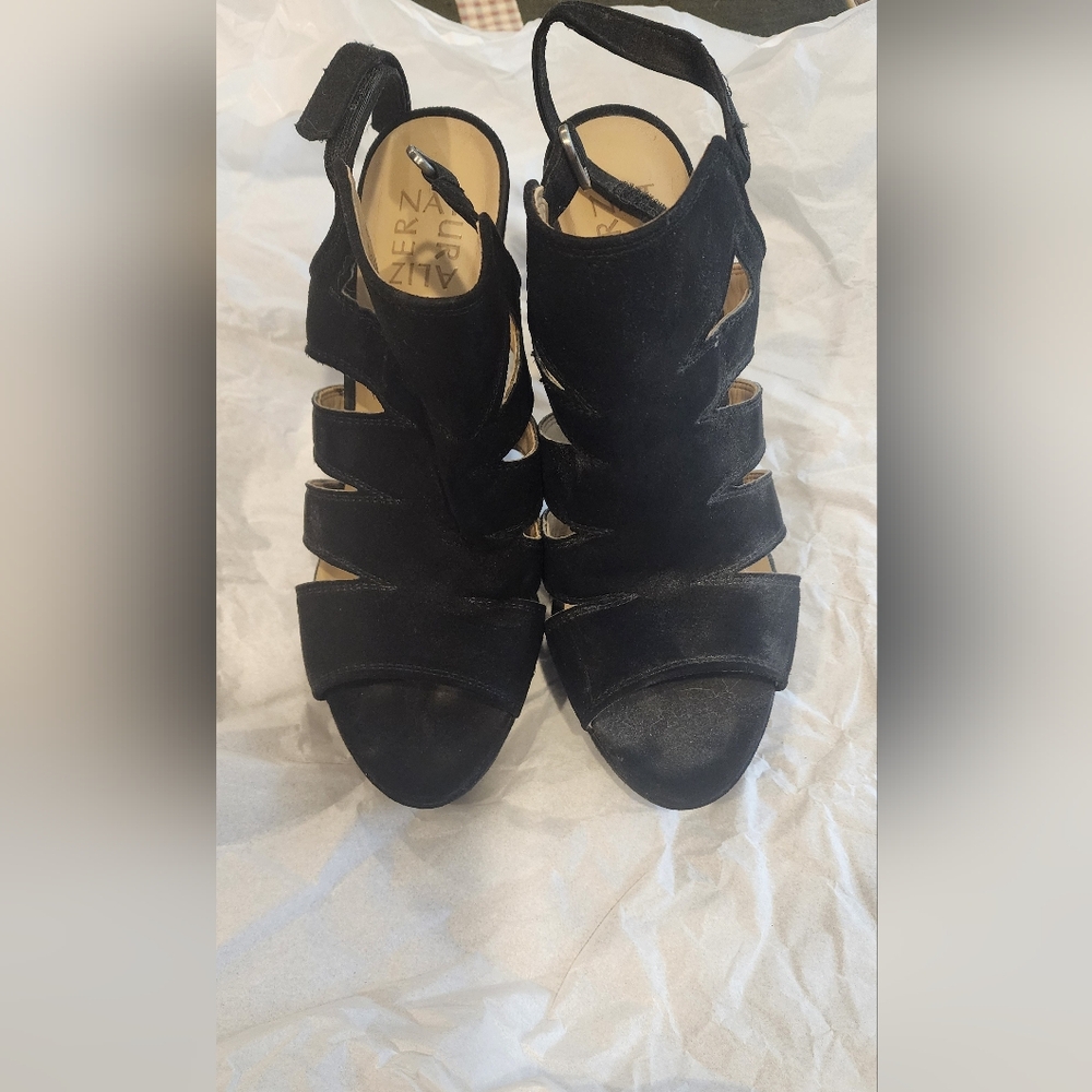 Naturalizer Black Strappy Heels